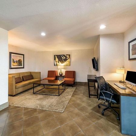 Quality Inn & Suites Garland - East Dallas מראה חיצוני תמונה