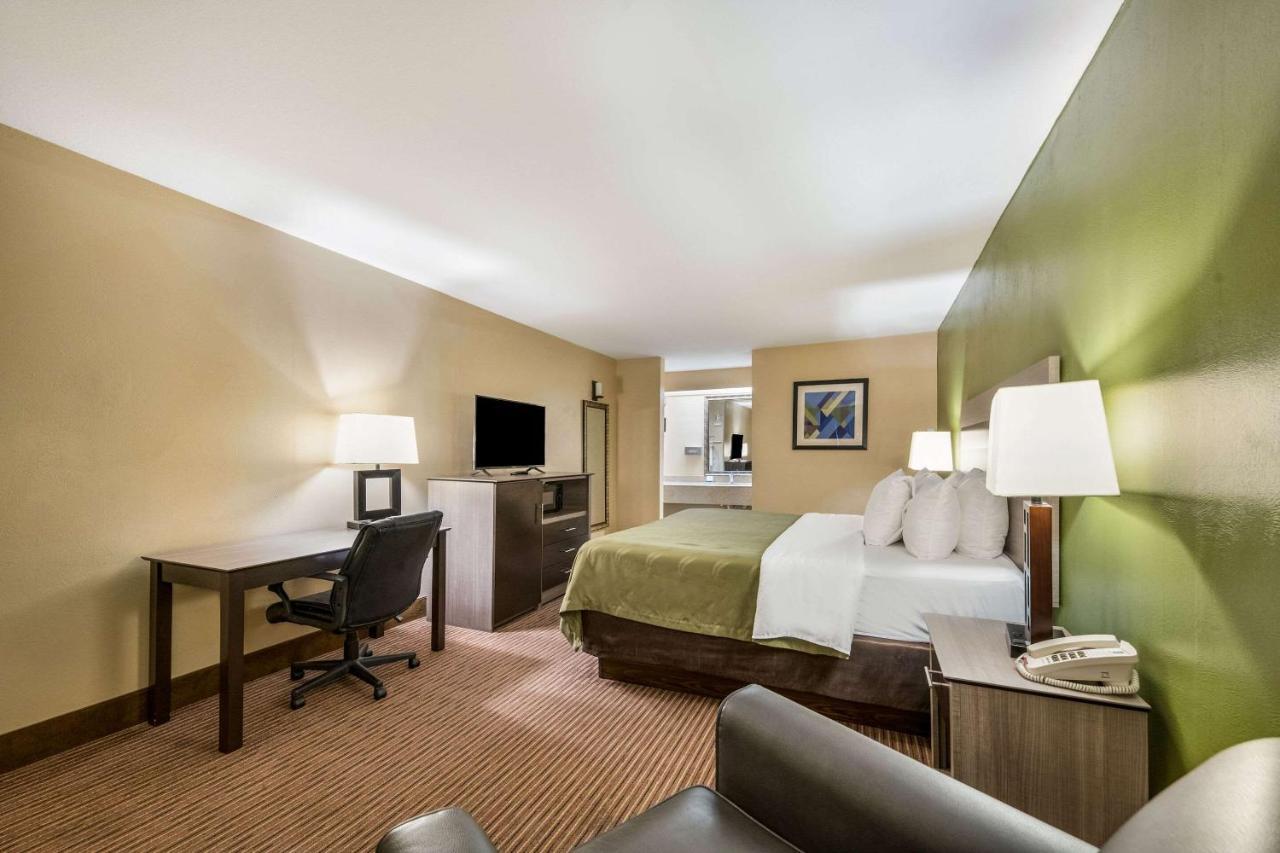 Quality Inn & Suites Garland - East Dallas מראה חיצוני תמונה