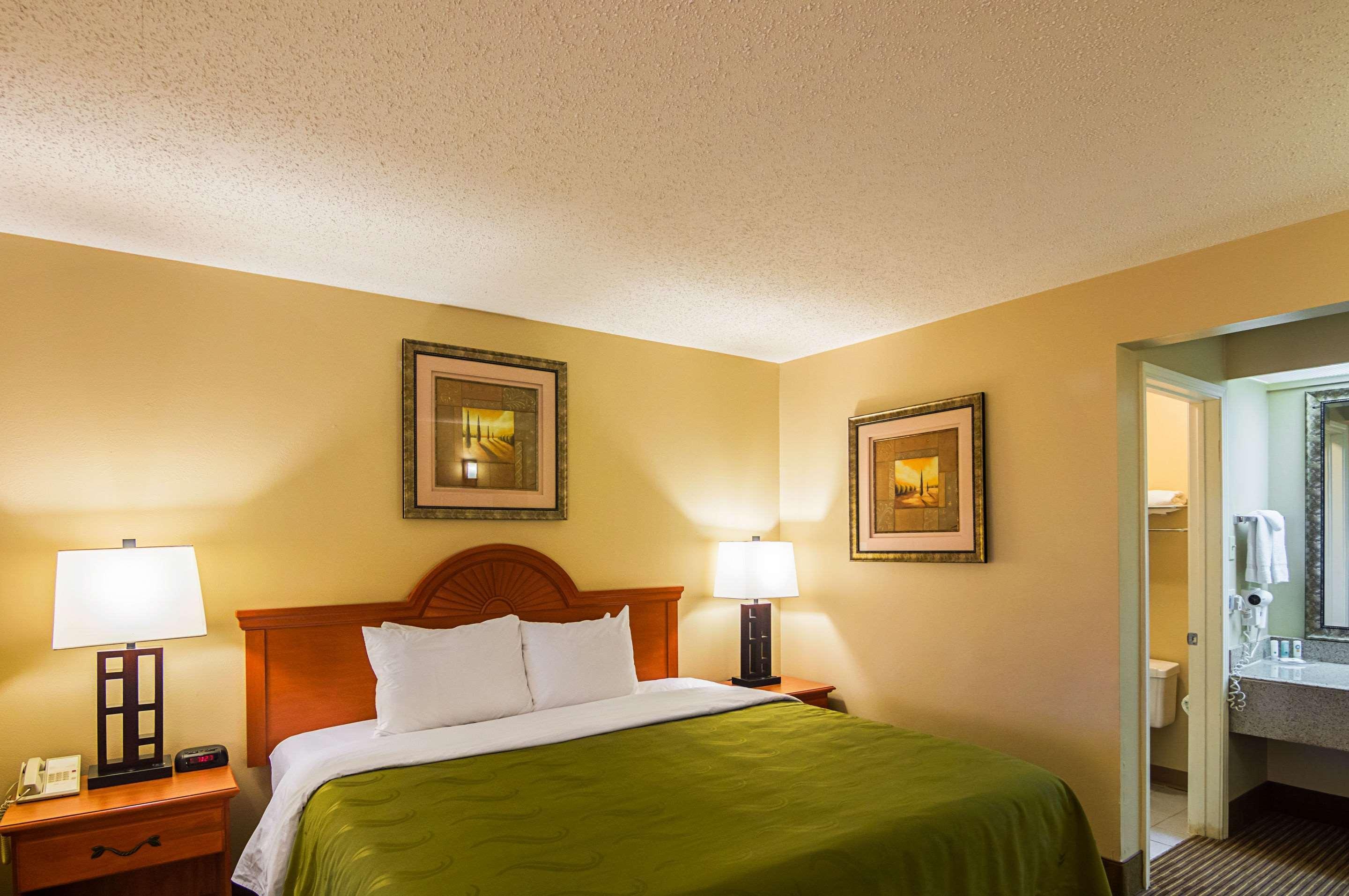 Quality Inn & Suites Garland - East Dallas מראה חיצוני תמונה