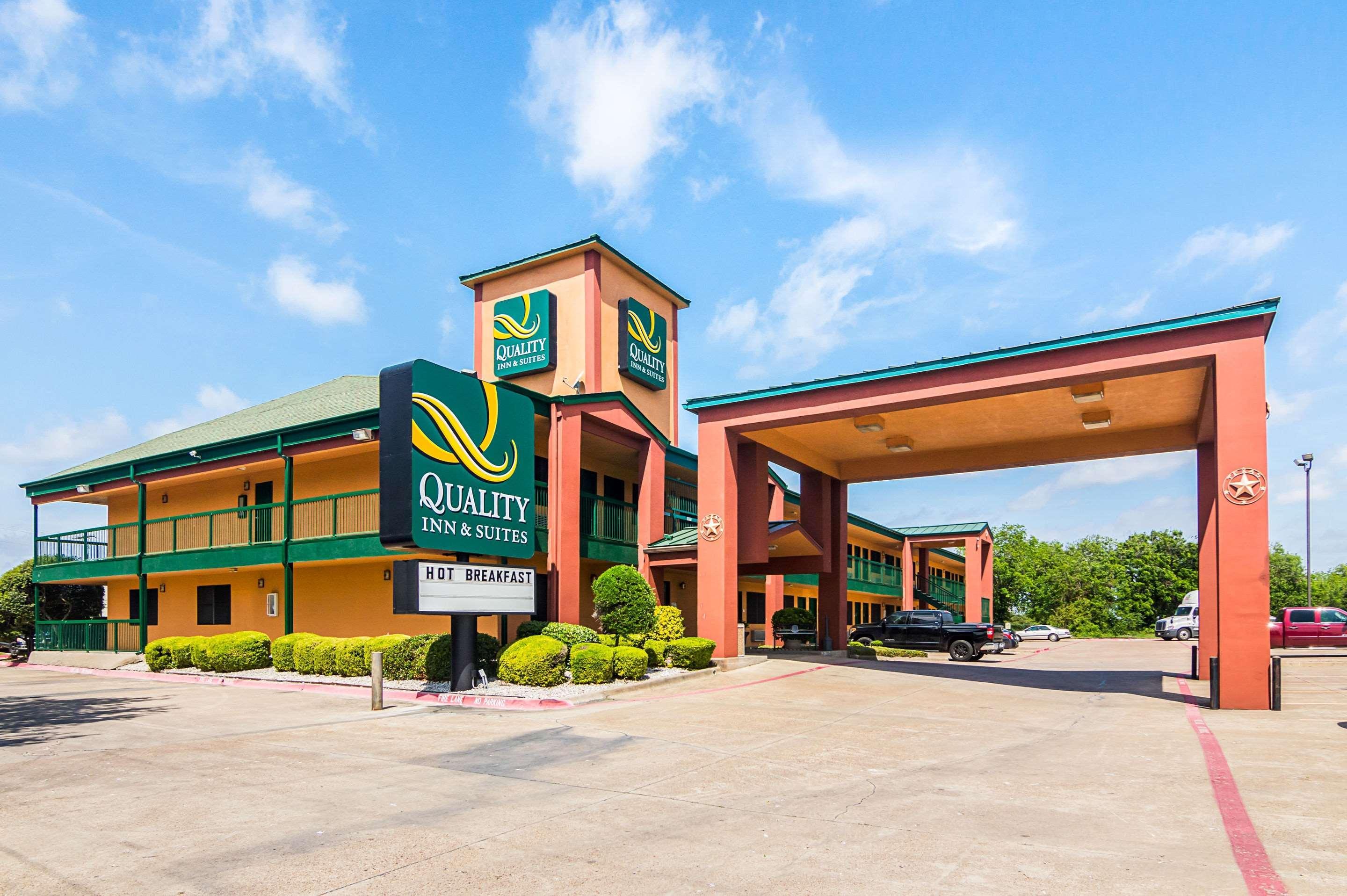 Quality Inn & Suites Garland - East Dallas מראה חיצוני תמונה