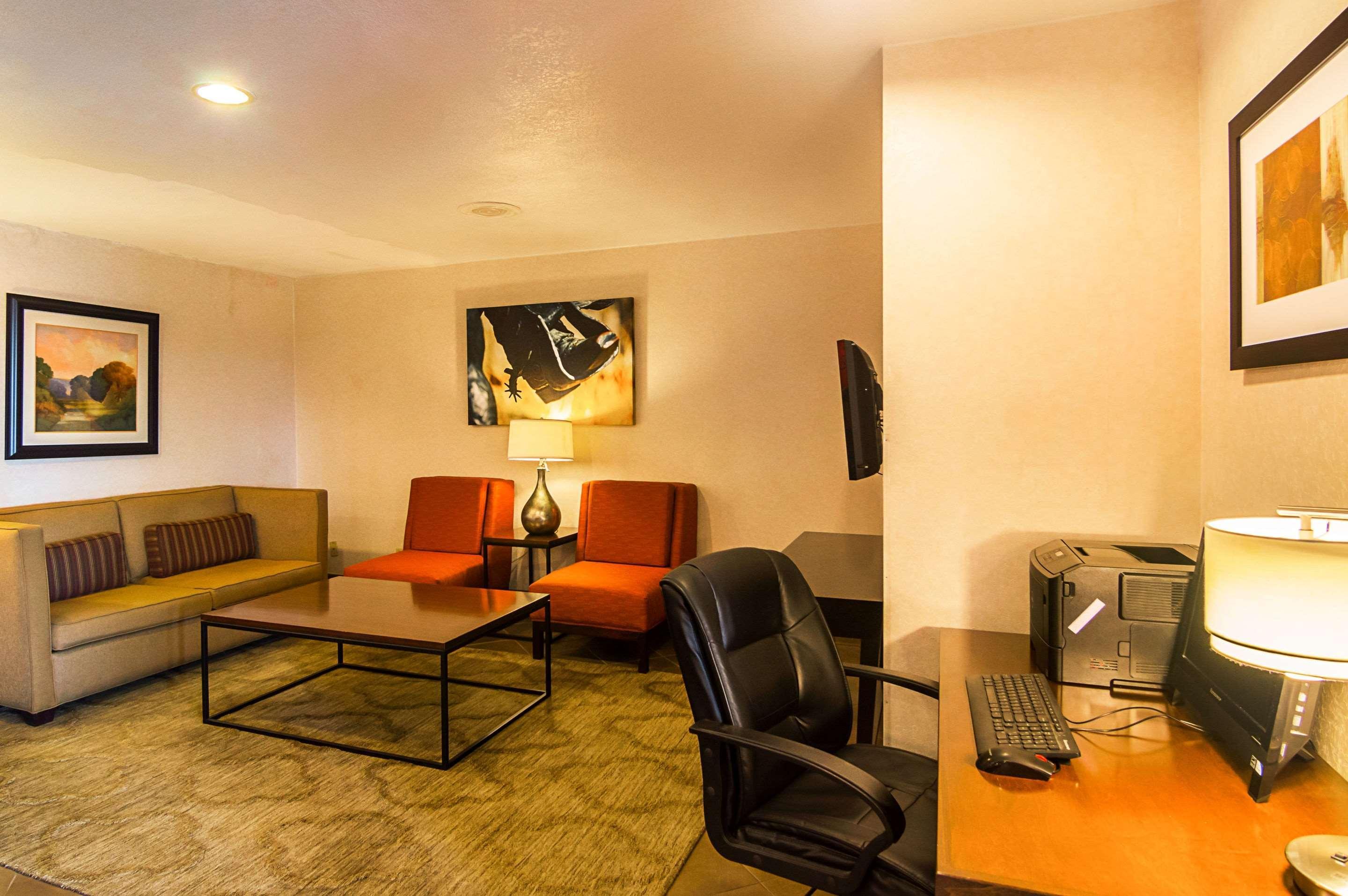 Quality Inn & Suites Garland - East Dallas מראה חיצוני תמונה