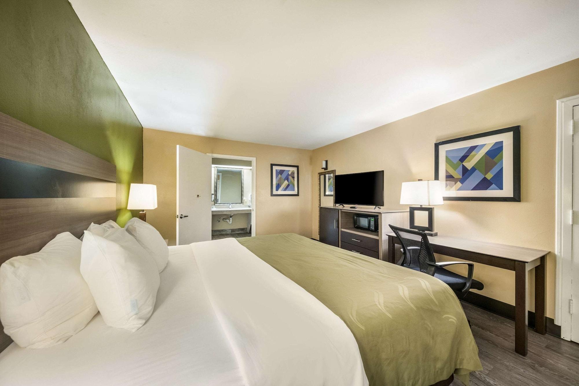 Quality Inn & Suites Garland - East Dallas מראה חיצוני תמונה